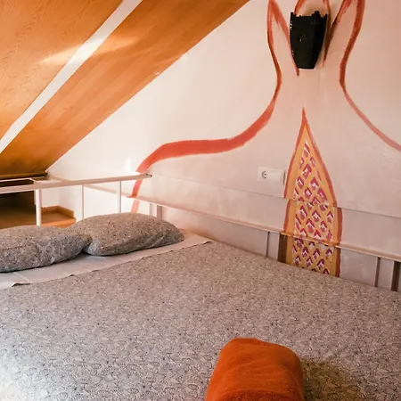 Hotel Golondrinas De La Alhambra